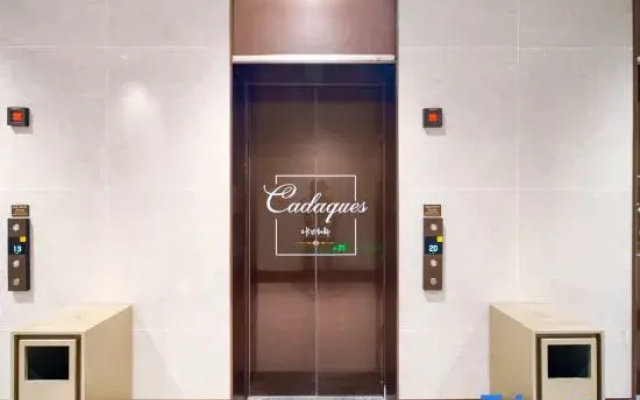 Shanhai Bieyuan · 180-Degree Scenic Apartment