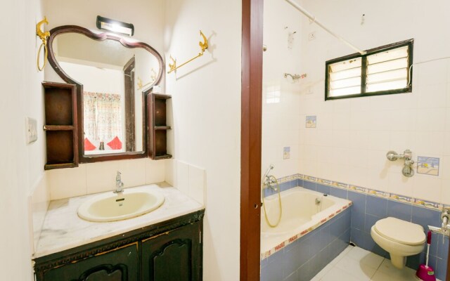 OYO 14145 Home Spacious 4BHK Villa Elamakkara