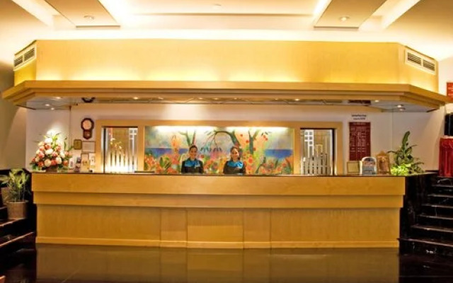 Tai Pan Hotel-4 Nights, Bangkok, Thailand