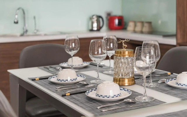 Troy House - D'Leroi Soleil - 59 Xuan Dieu