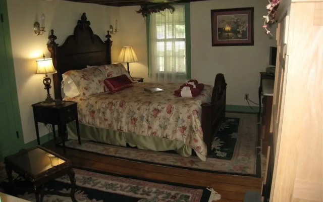 Captain Grant's Bed and Breakfast