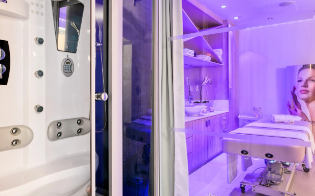 King Jason Protaras - Designed for Adults By Louis Hotels