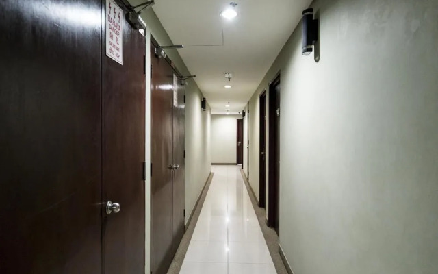 OYO 244 Family Hotel