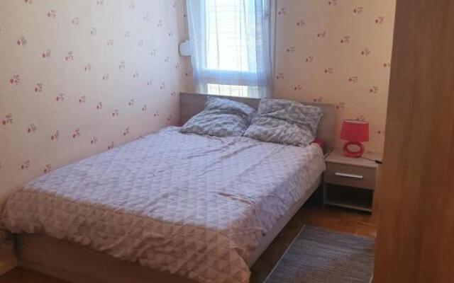 Dans grand appart de 113m2 proche Paris