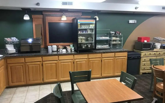 SureStay Plus Hotel by Best Western Litchfield