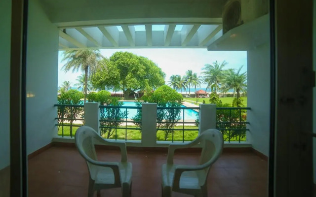 St James Court Beach Resort