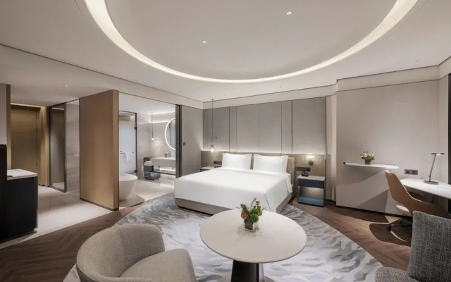 Crowne Plaza Weihai Binhai by IHG