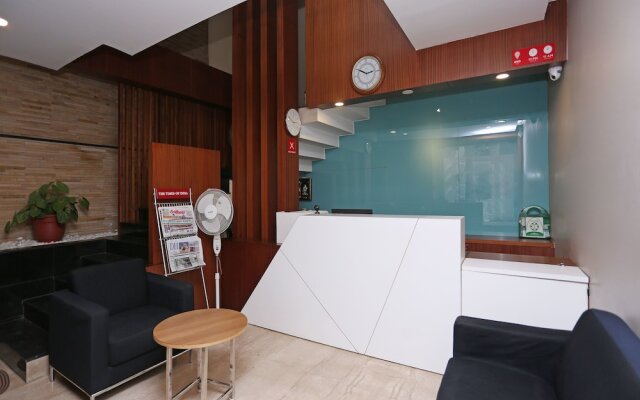 OYO 6447 Samasth Rooms And Suites