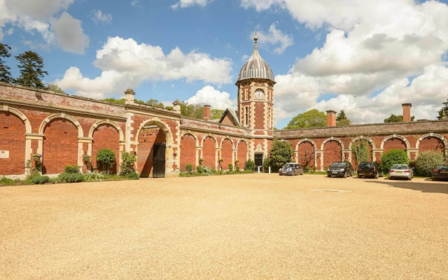 Lynford Hall Hotel