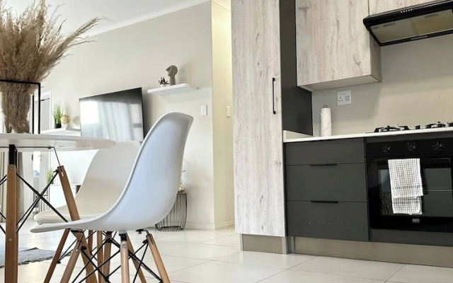 Humble Abode - 93 On New - Midrand