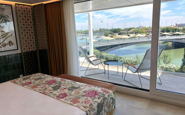 Hotel Ribera de Triana - REOPENING!