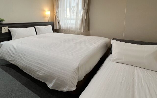 CHECKinn Osaka Shinimamiya