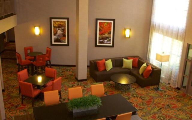 Branson Hillside Hotel