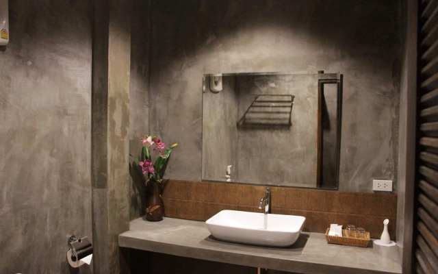 Blue Mountain Phangnga Resort