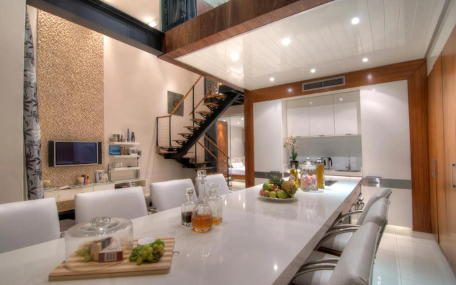 Quayside Waterfront Apartment