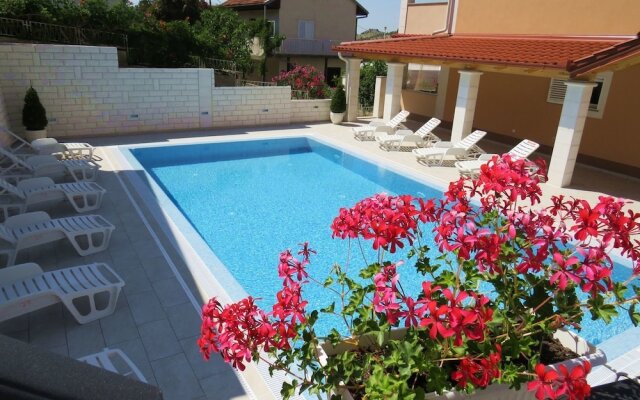 Apartments Villa Ante