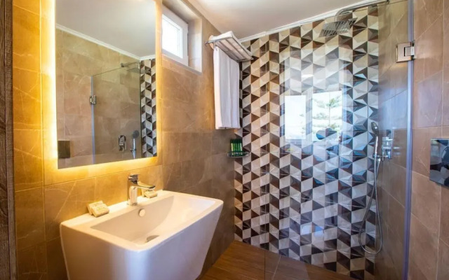 Inviting Arokaria Apartment in Panormo