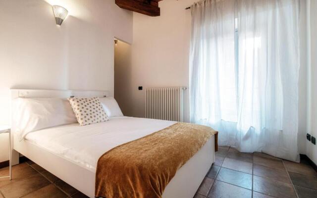 Lake Nest - by MyHomeInComo