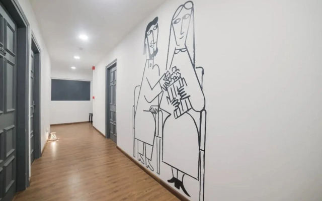 OYO Townhouse 82 Chander Nagar Janakpuri