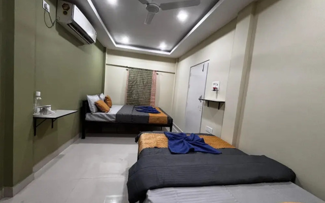 The Gulmohar Inn