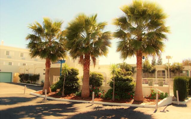 Travelodge Los Banos CA