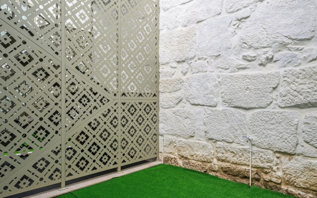 NAX Apartment B by Liiiving