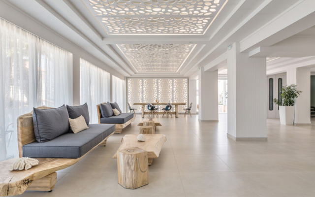 Kalidon Beach Hotel