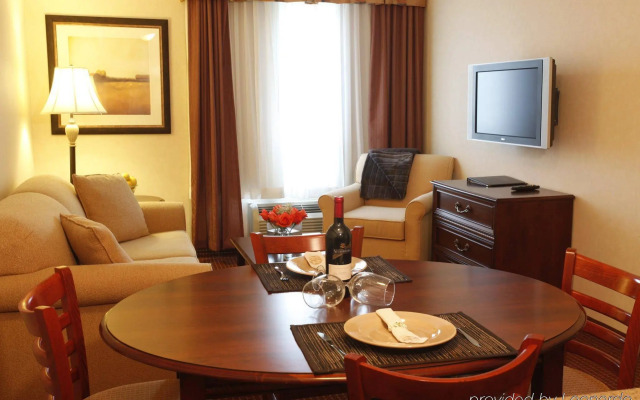 Pomeroy Inn and Suites Chetwynd