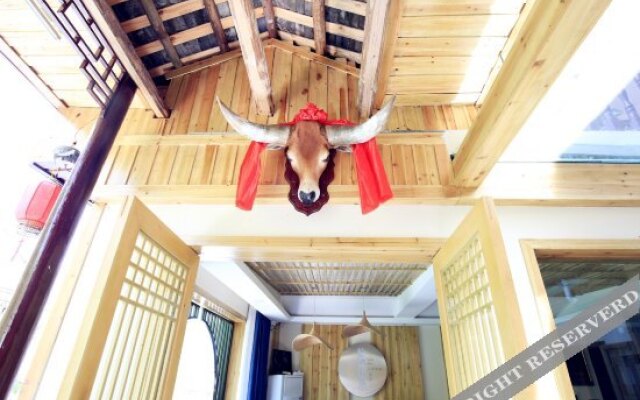 Yanyuting River View Inn