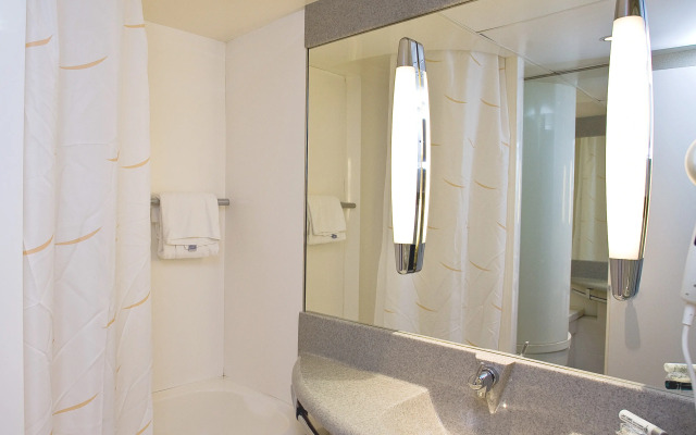 Hotel Novotel Aix en Provence Pont de l'Arc Fenouillères