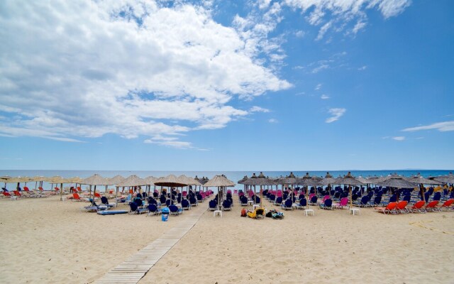 Vrachos Beach Hotel
