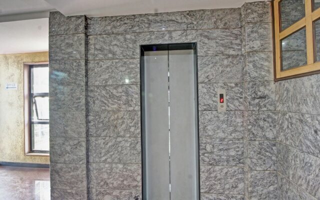 SPOT ON 41143 Hotel Nash Inn