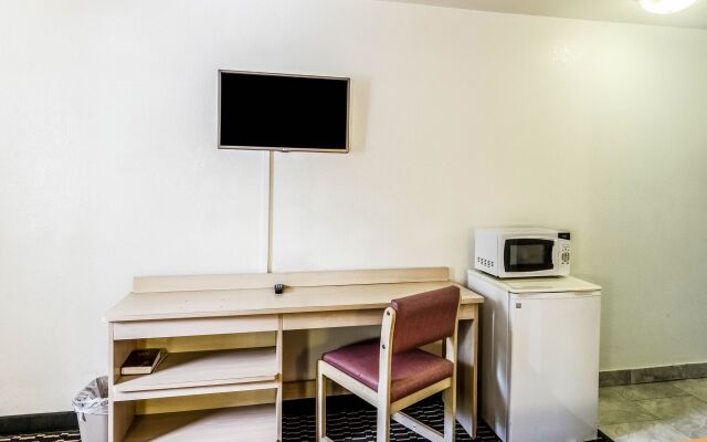 Rodeway Inn Winston Salem Route 52