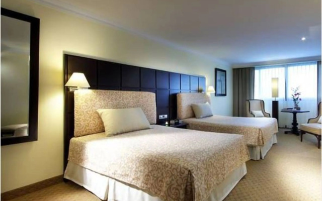 Dominican Fiesta Hotel