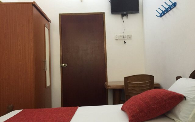 Yaarl Holiday Inn