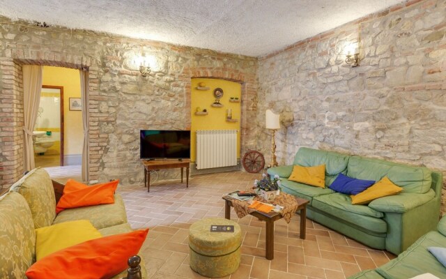Scenic Holiday Home in Civitella Paganico with Pool