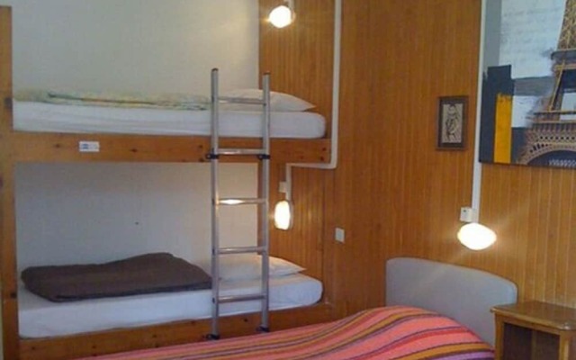 Auberge Riva Bella - Hostel