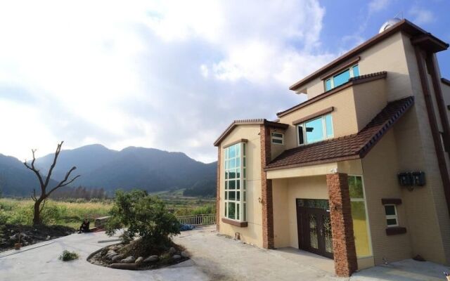 Shuang Lian Pi B&B