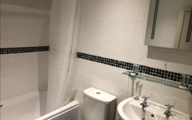 OYO The Croppers Arms