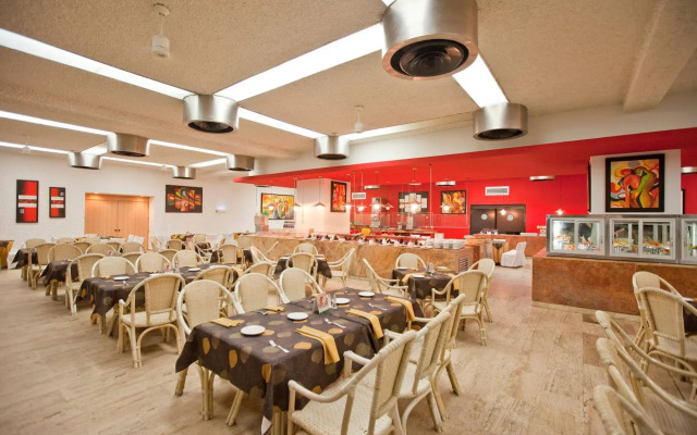 El Cid Castilla Beach Hotel
