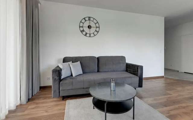 Bastion Wałowa City Center & Parking by Downtown Apartments