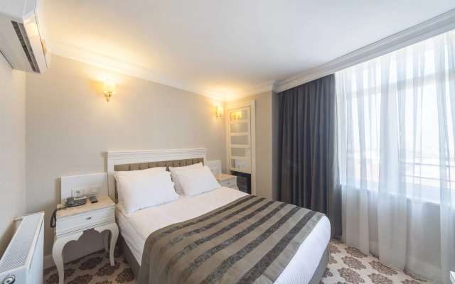 Kunlun Kensington Hotel