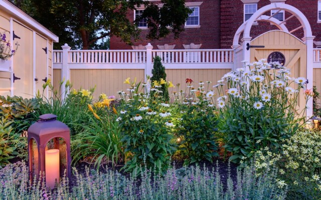 Inn By The Bandstand