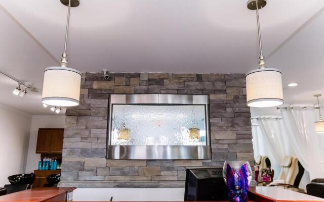 Danfords Hotel and Marina