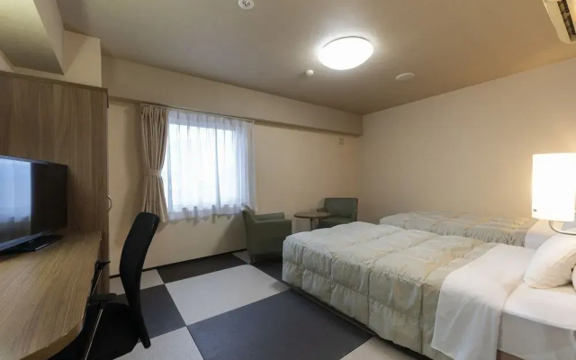 Hotel Econo Tsu Station