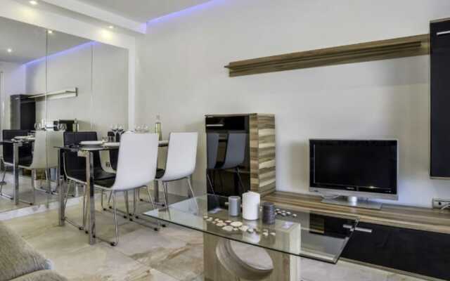 Apartment - 1 Bedroom with Pool, WiFi and Sea views - 106413