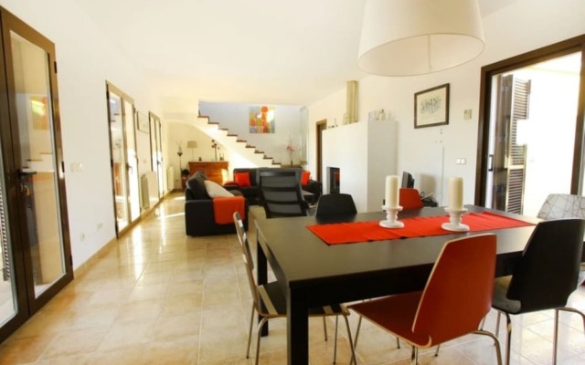 102947 -  Villa in Llucmajor