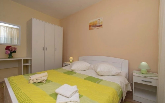 Zdravko - Comfortable & Close to the sea - A1