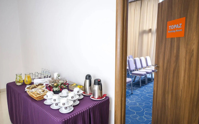 Marshal Garden Hotel