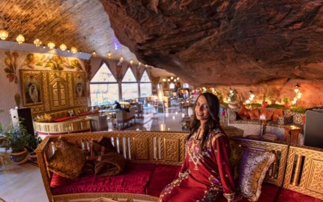 Memories Aicha Luxury Camp